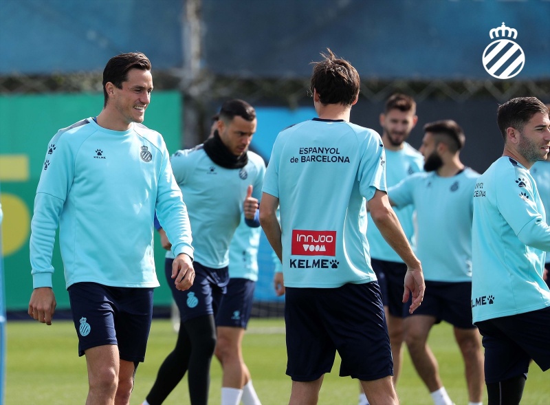 Entrenamiento en la Ciudad Deportiva Dani Jarque