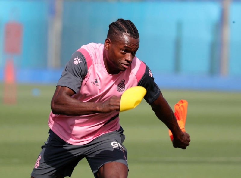 Entrenamiento en el RCDE Stadium