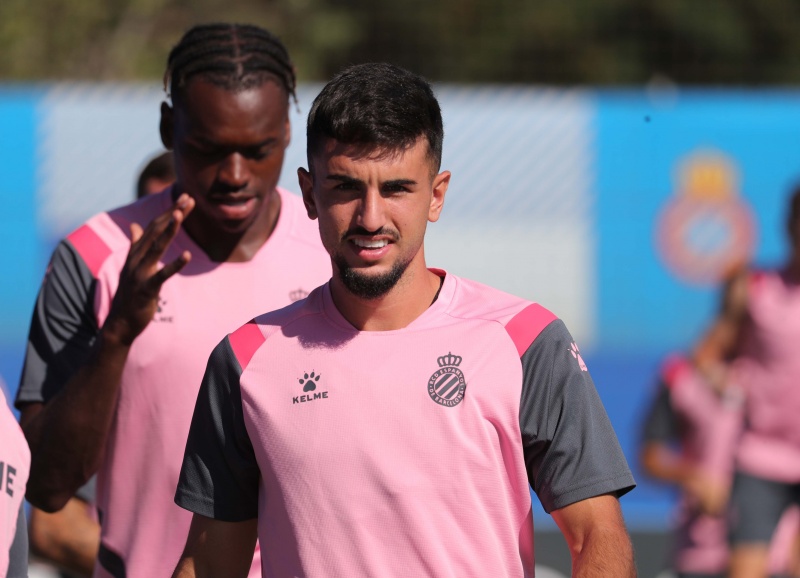 Entrenamiento en la CE Dani Jarque