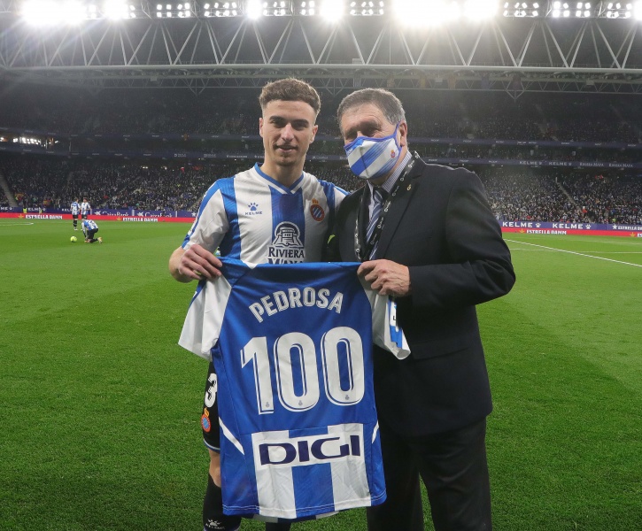 Detalle con Pedrosa