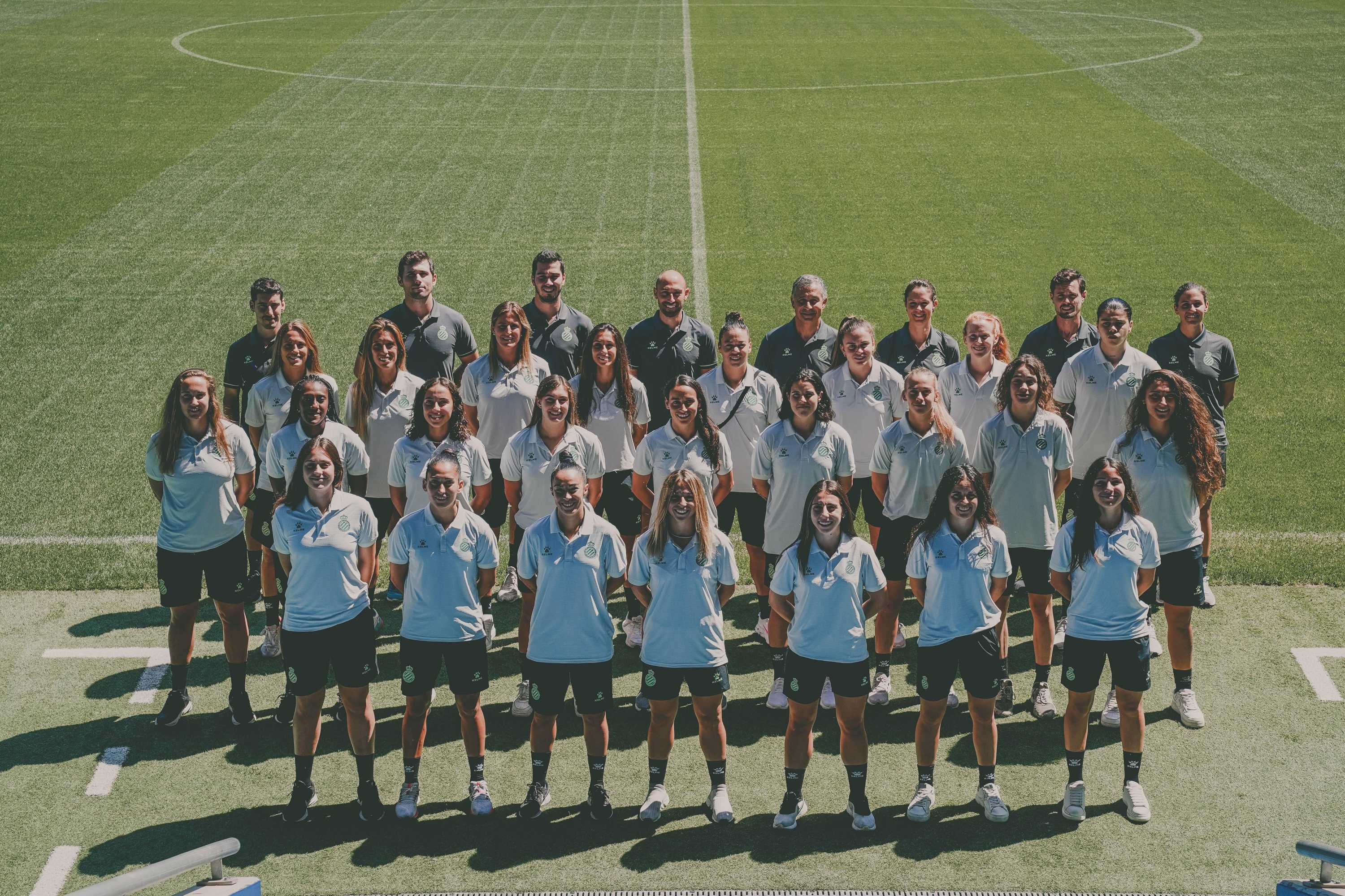 El Espanyol Femenino se empapa de la historia del Club
