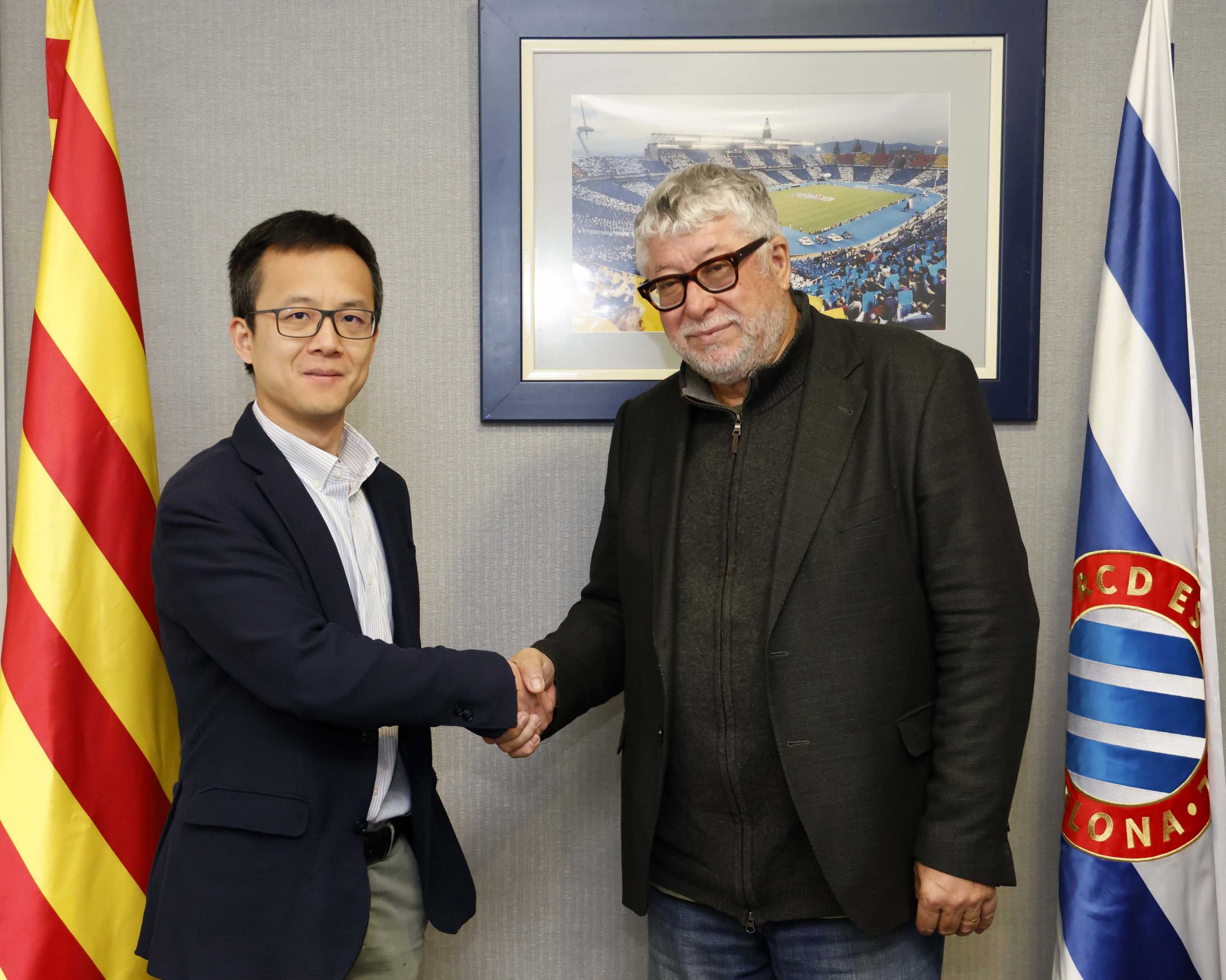 El Ajuntament de Cornellà y el RCD Espanyol estrechan su colaboración