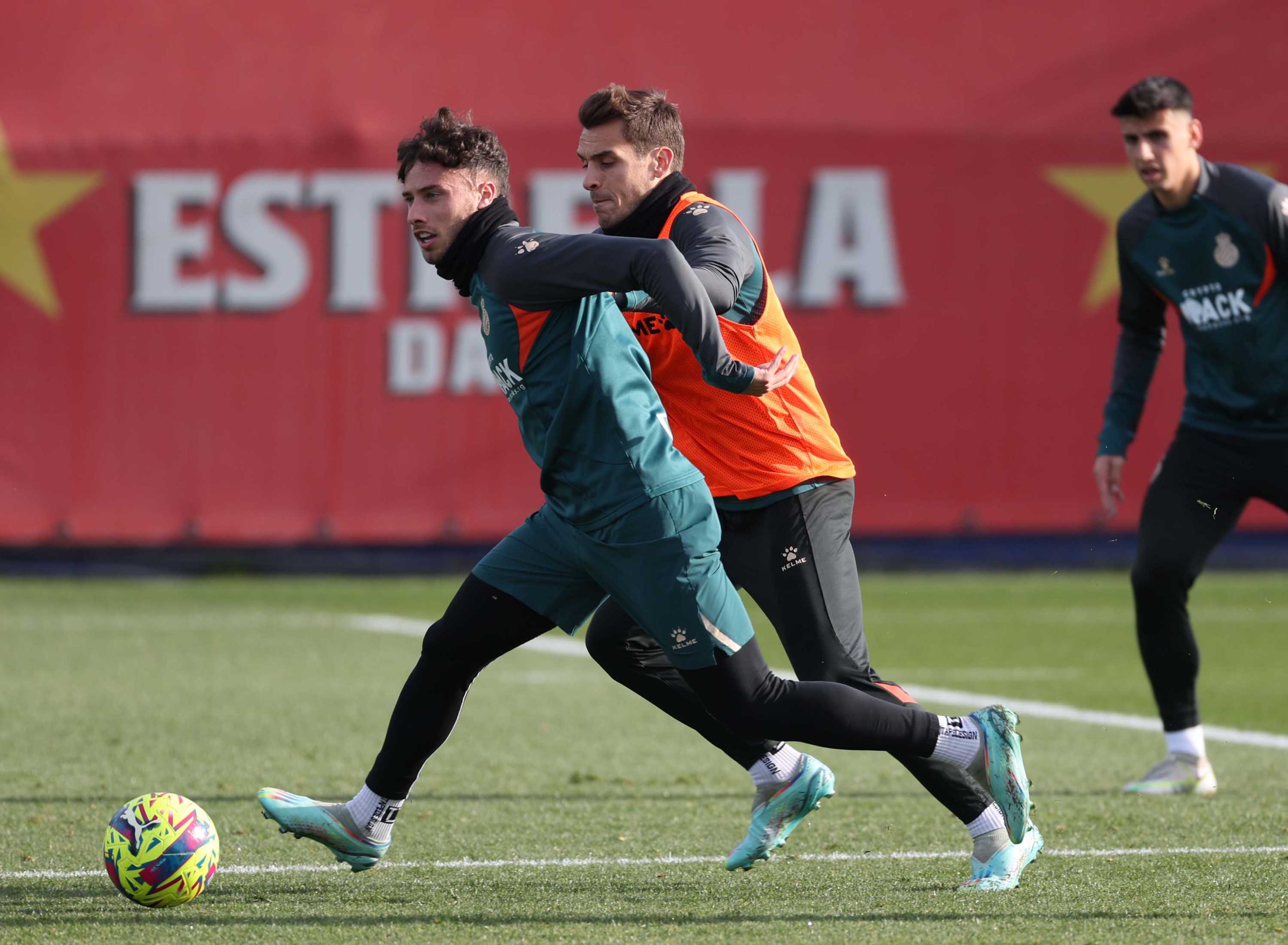 Entrenamiento en la CE Dani Jarque