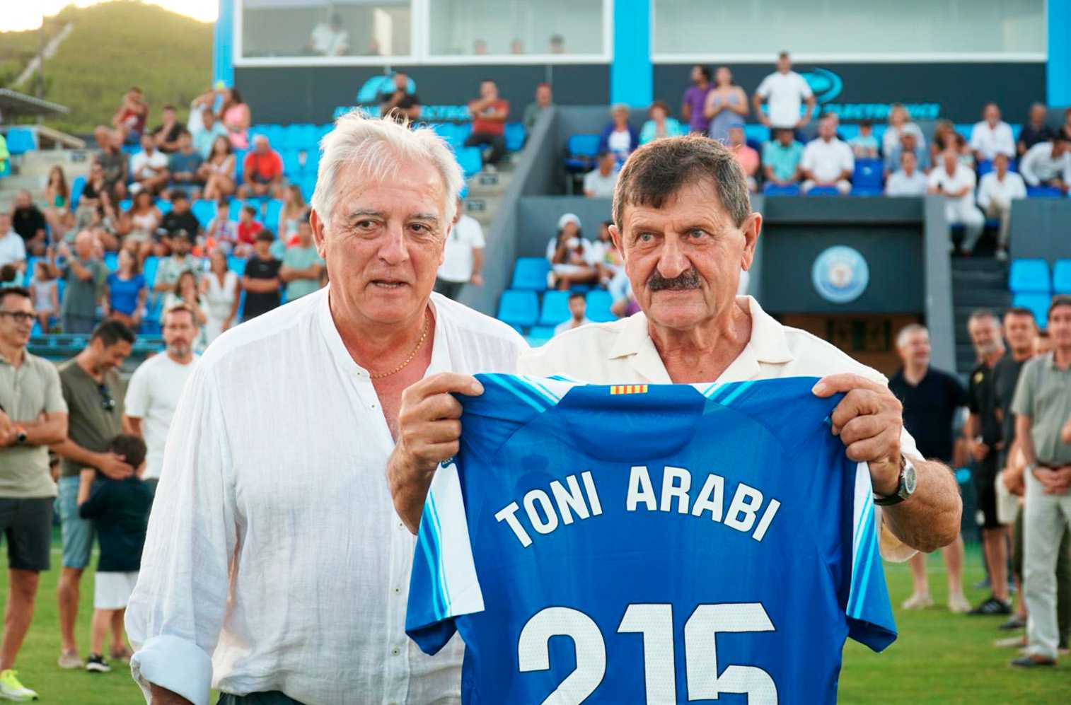 Toni Arabí ja té la seva porta a l’Estadi Can Misses