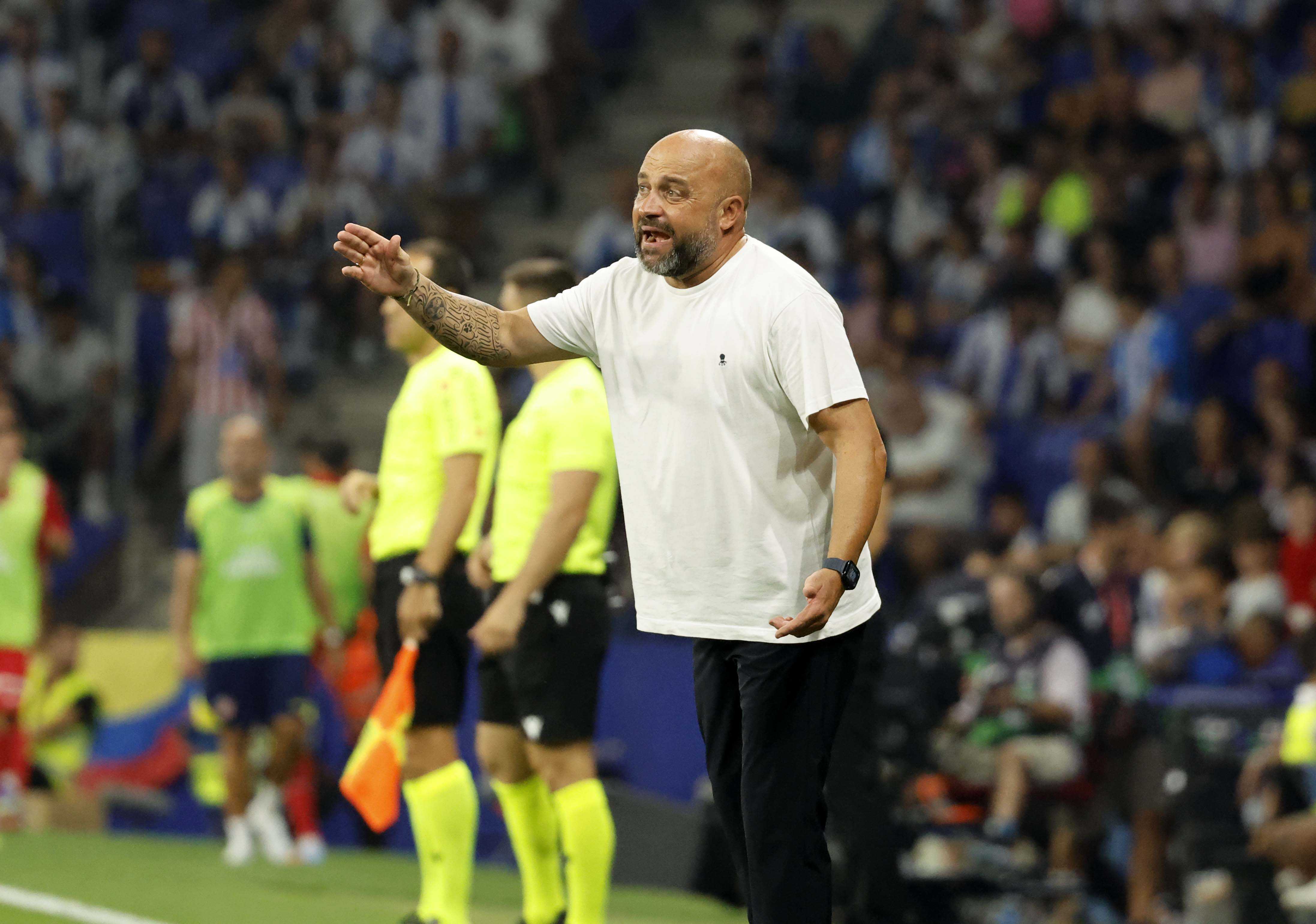 Roda de premsa: Manolo González