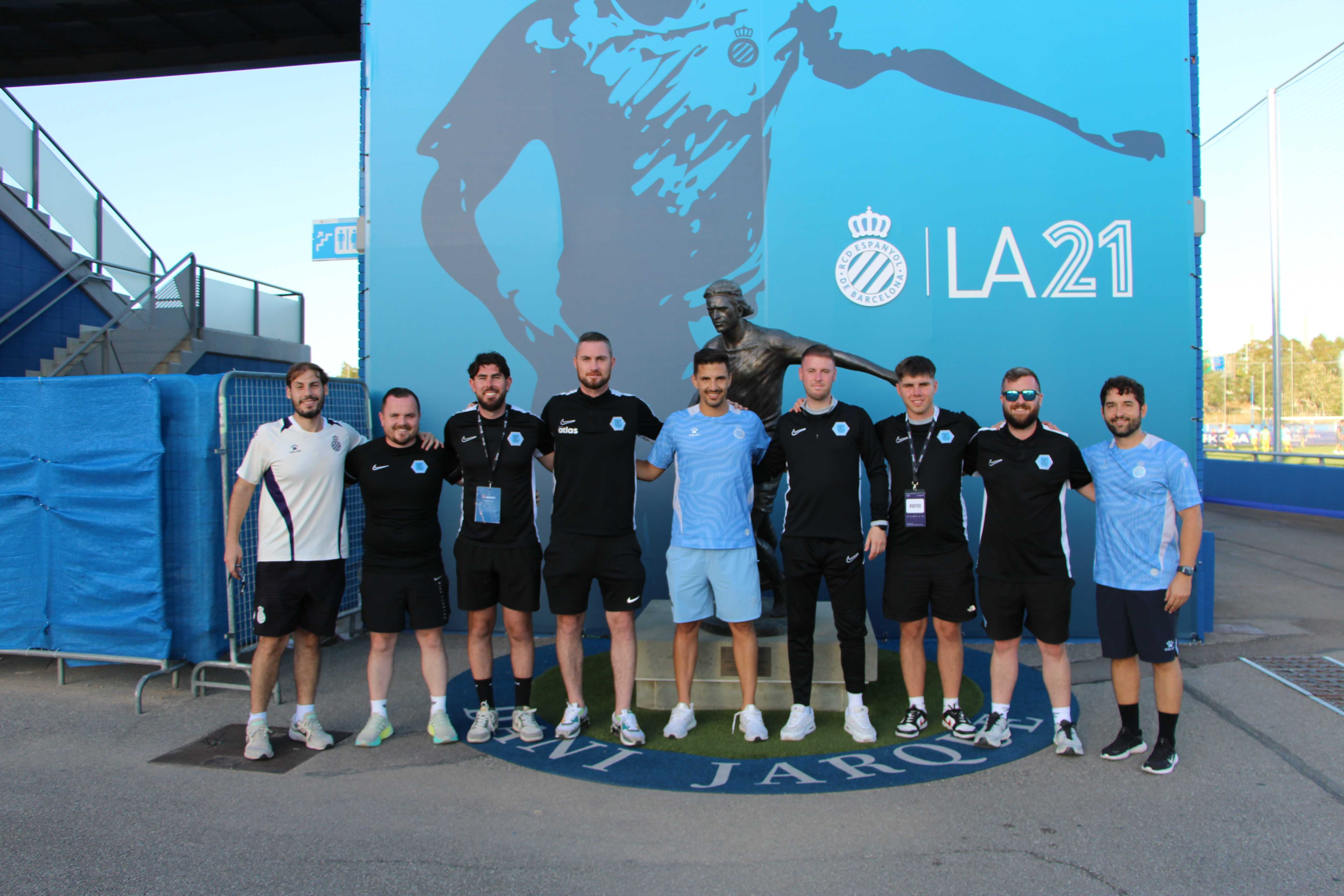 El RCD Espanyol desembarca a Irlanda amb una aliança amb DBS International Soccer Academy