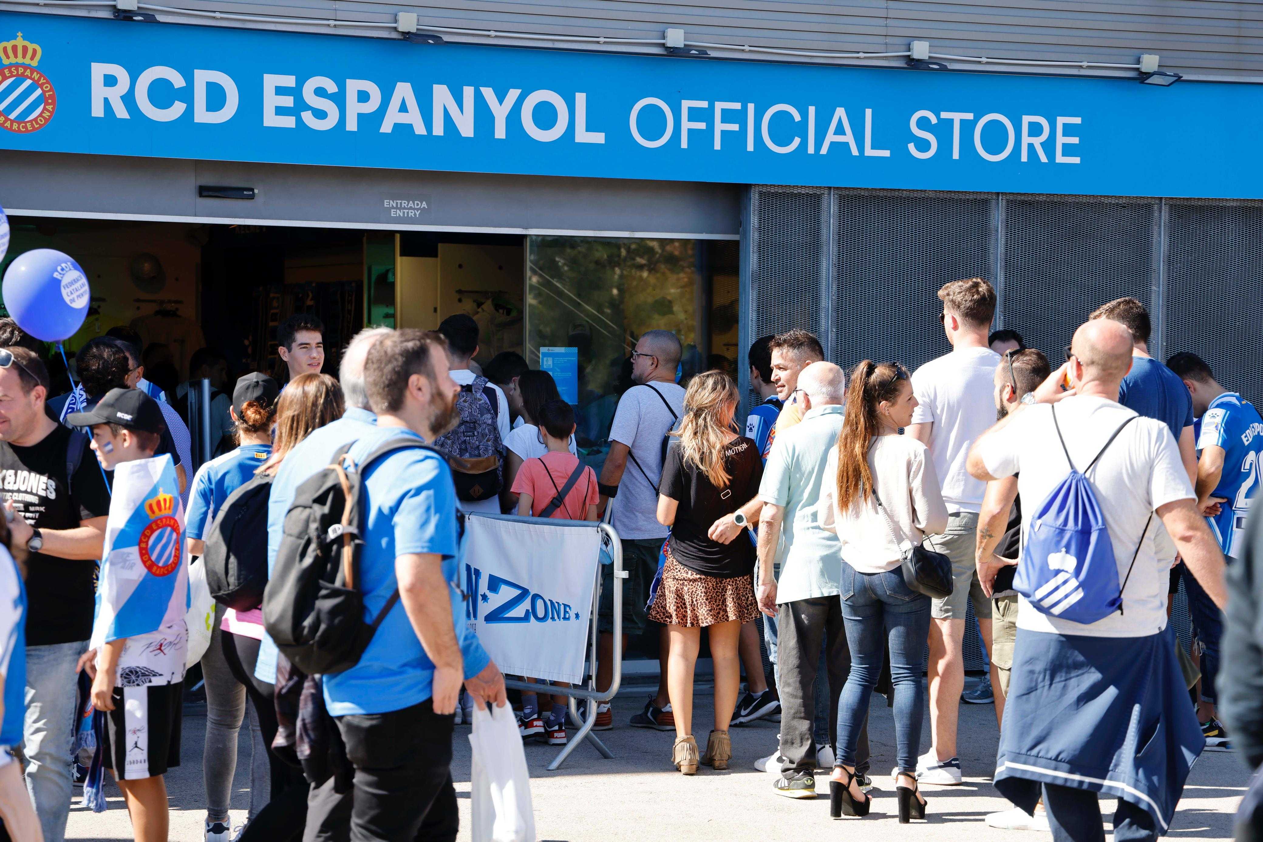La RCDE Store de l'Estadi estarà tancada aquest dijous