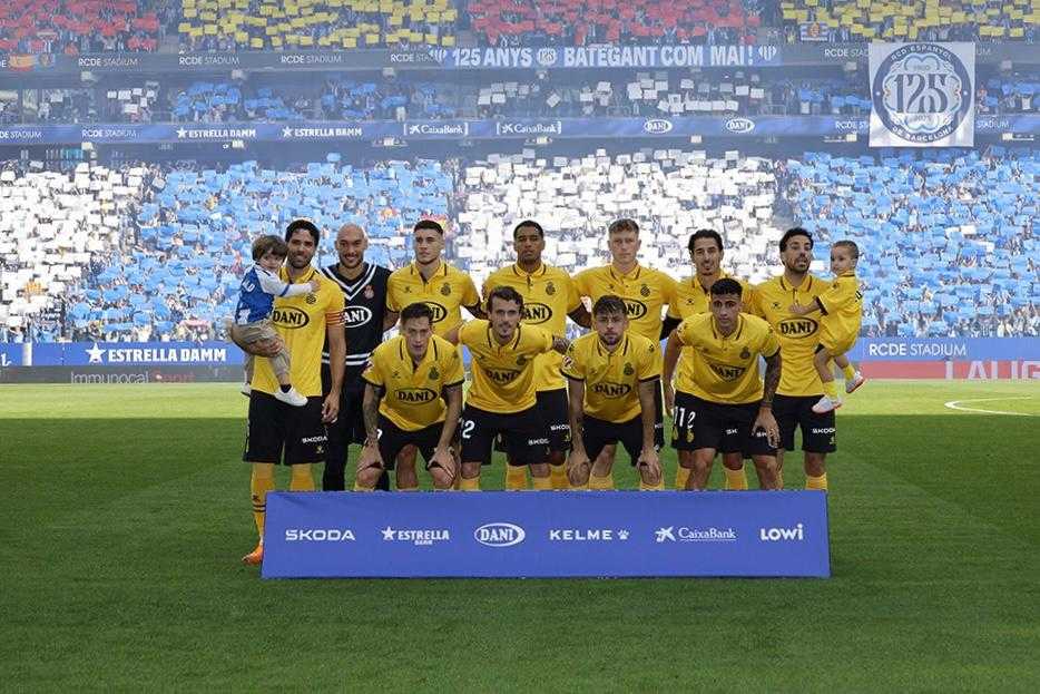 Subasta de las camisetas conmemorativas del 125º aniversario