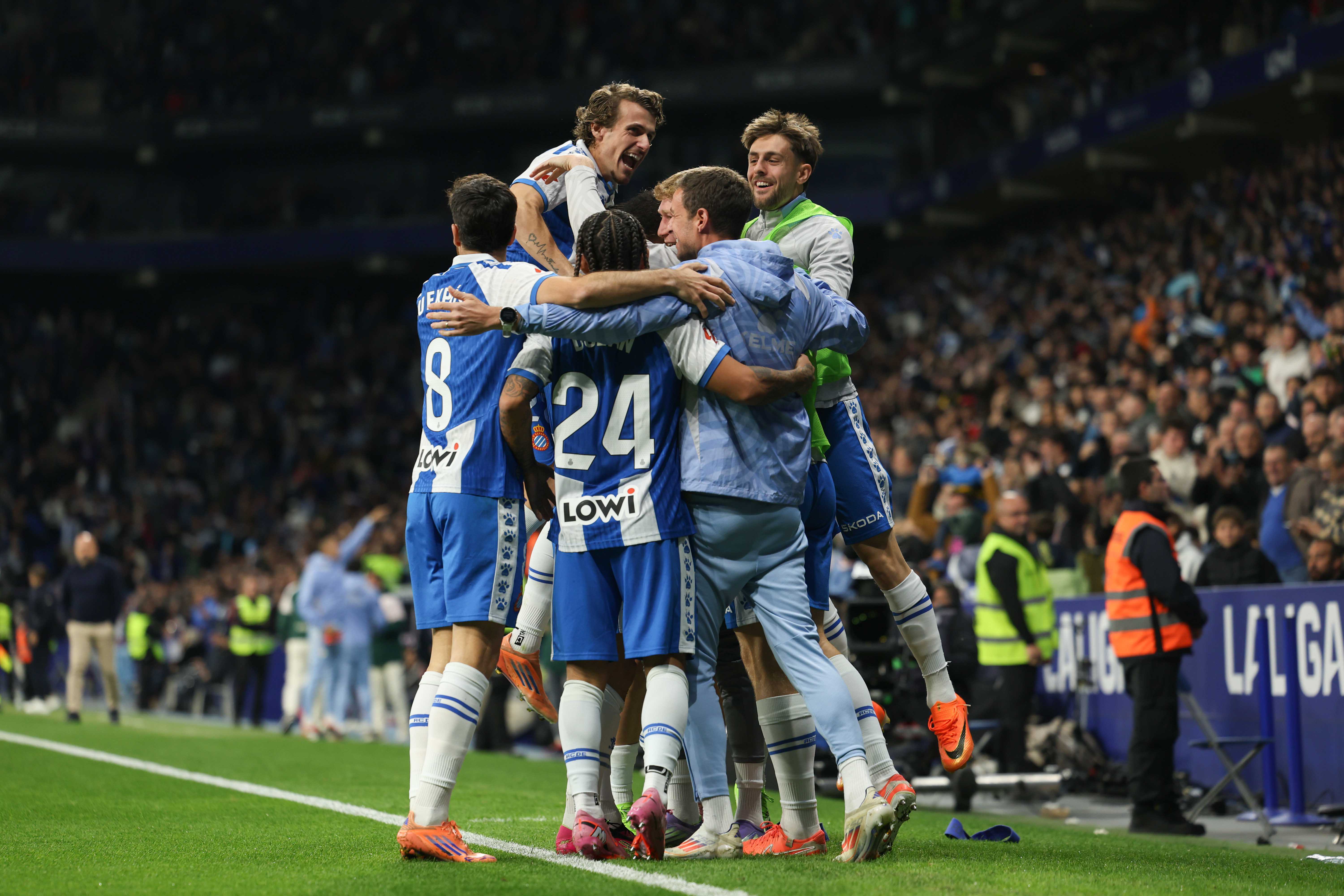 2-1: Victoria de mérito