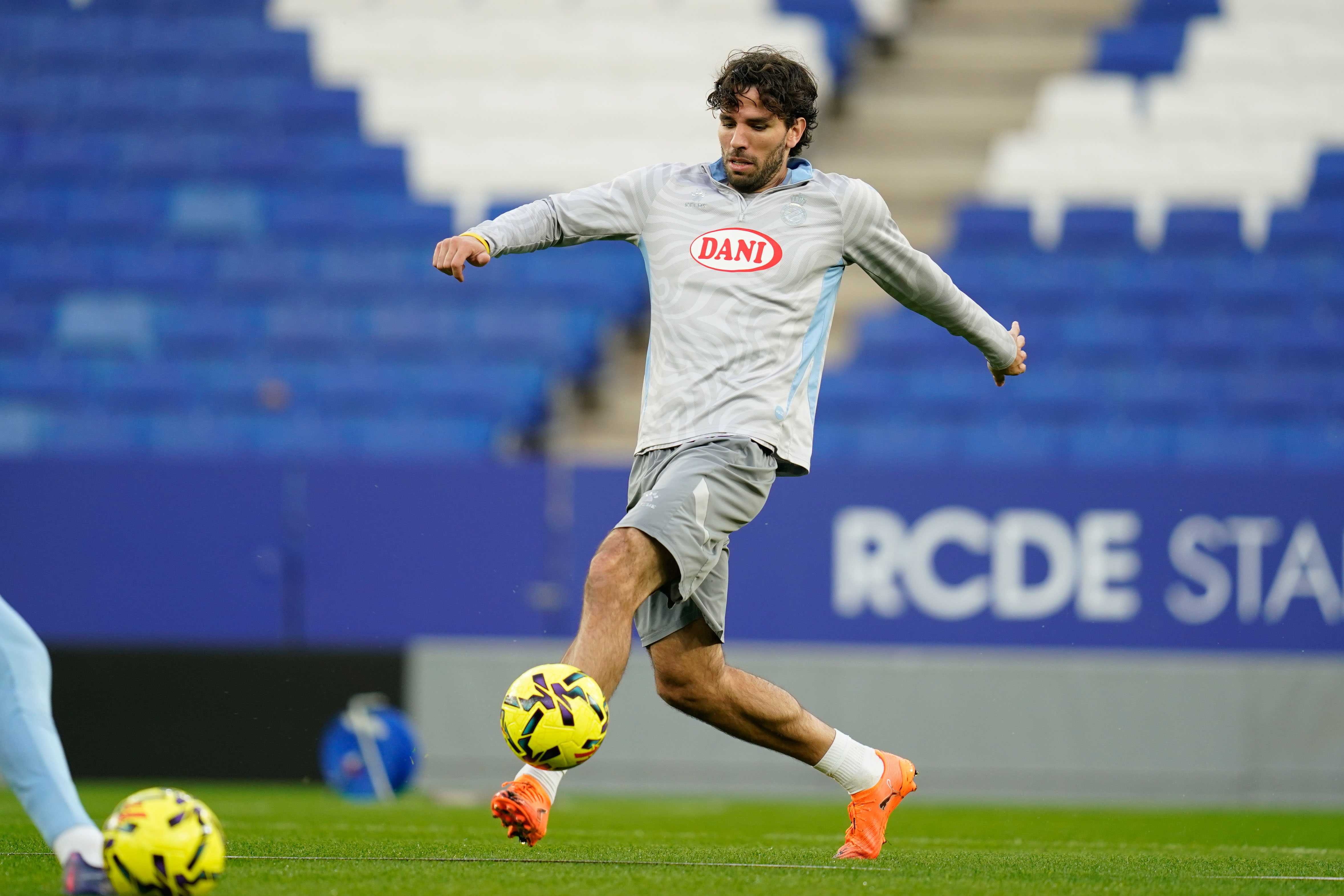 Entrenamiento en la CE Dani Jarque