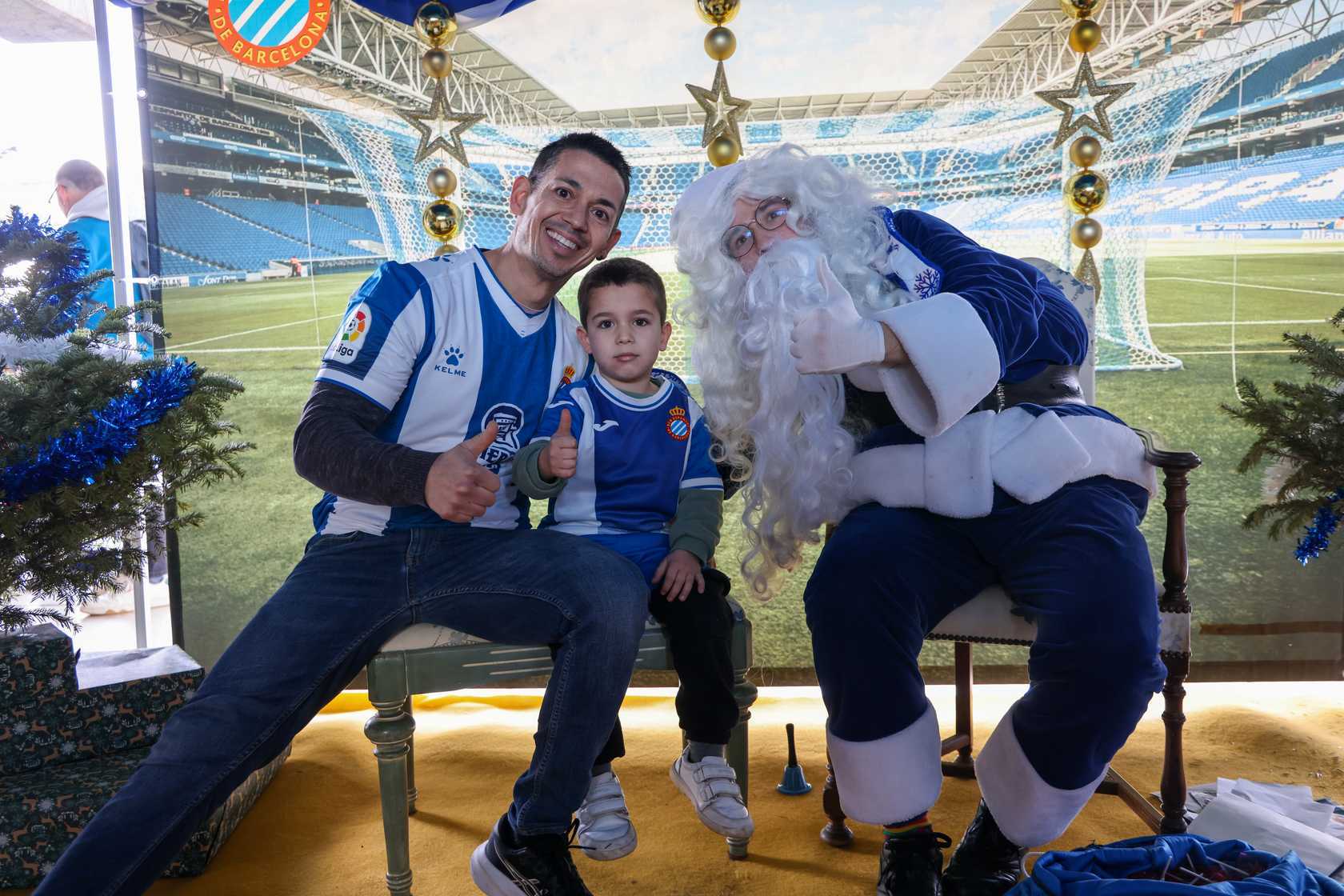 La magia de la Navidad se vive en el RCDE Stadium