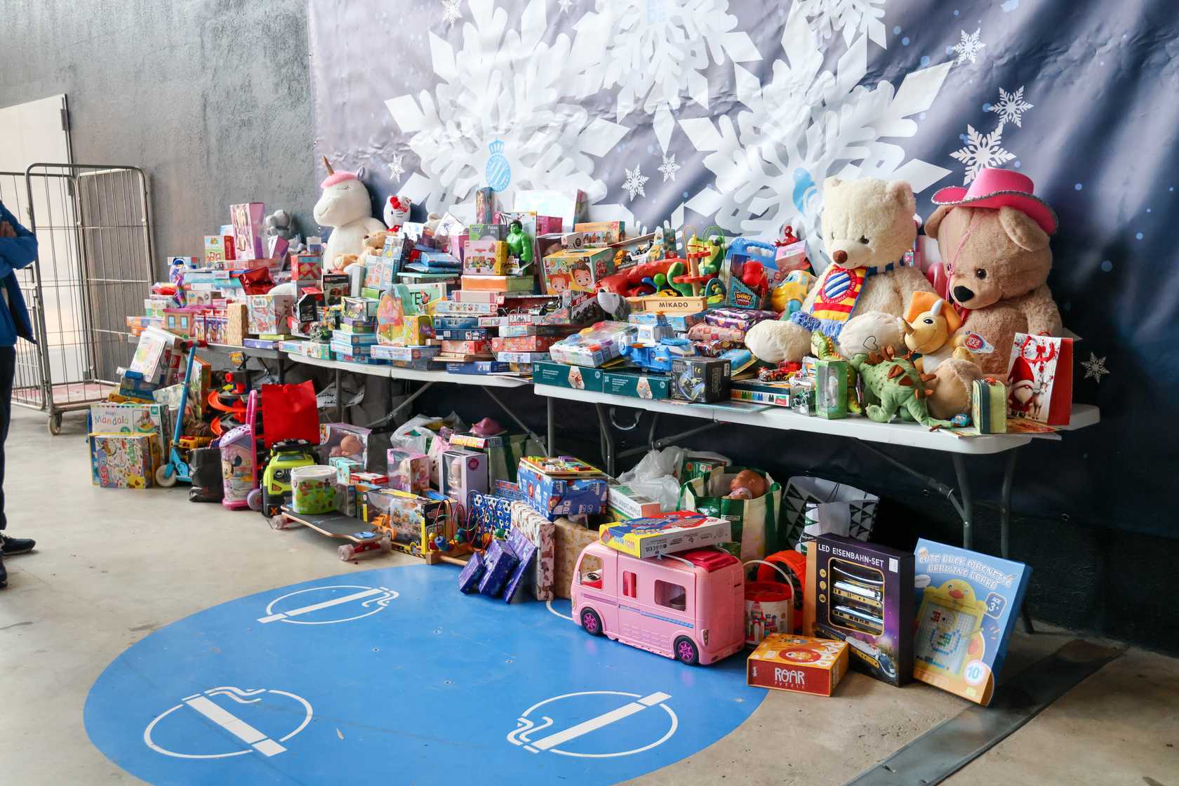 Solidaritat perica: joguines per als més petits!