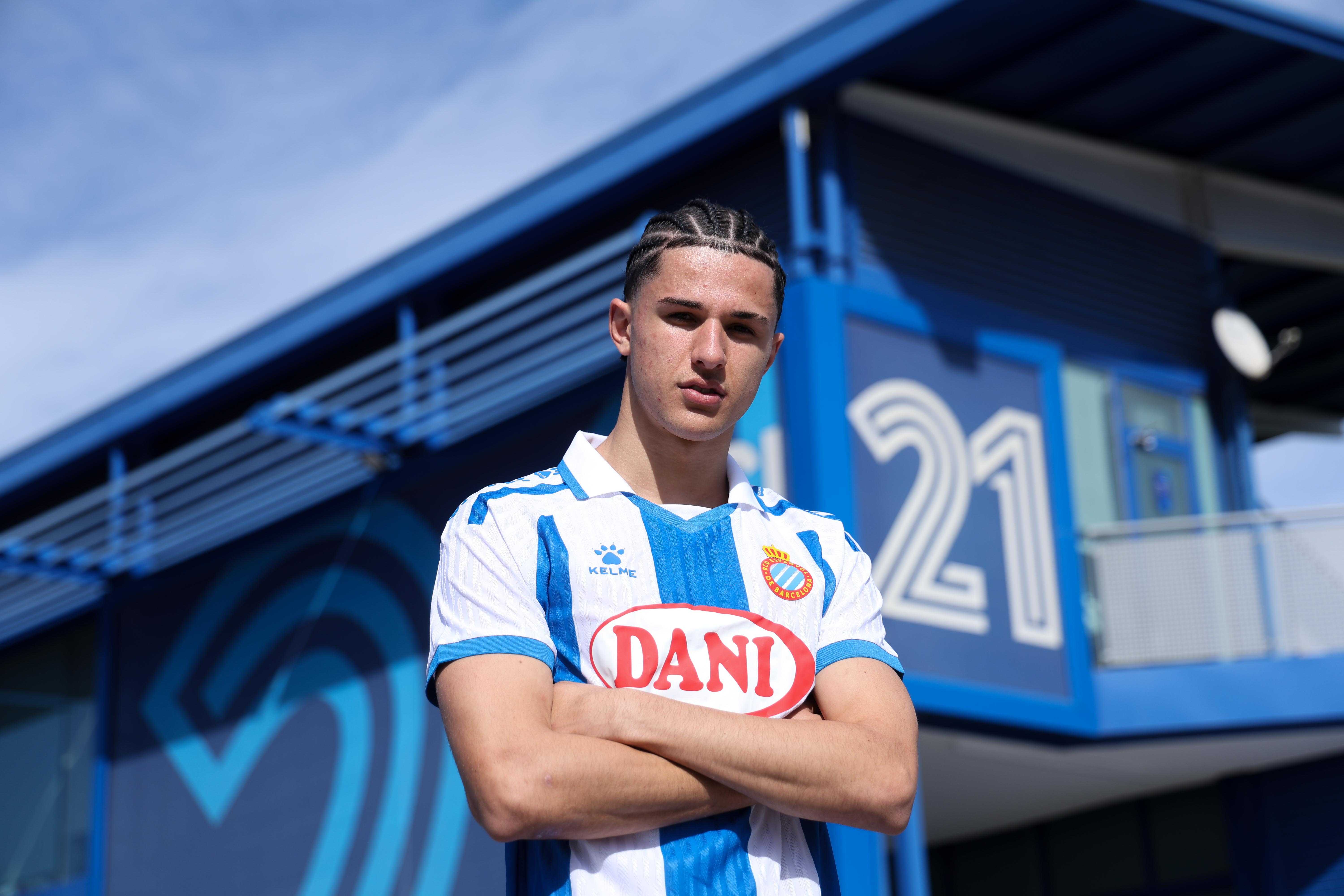 Denis Cruz, renovado