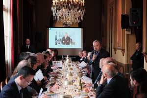 Imagen de un evento deportivo o automovilístico