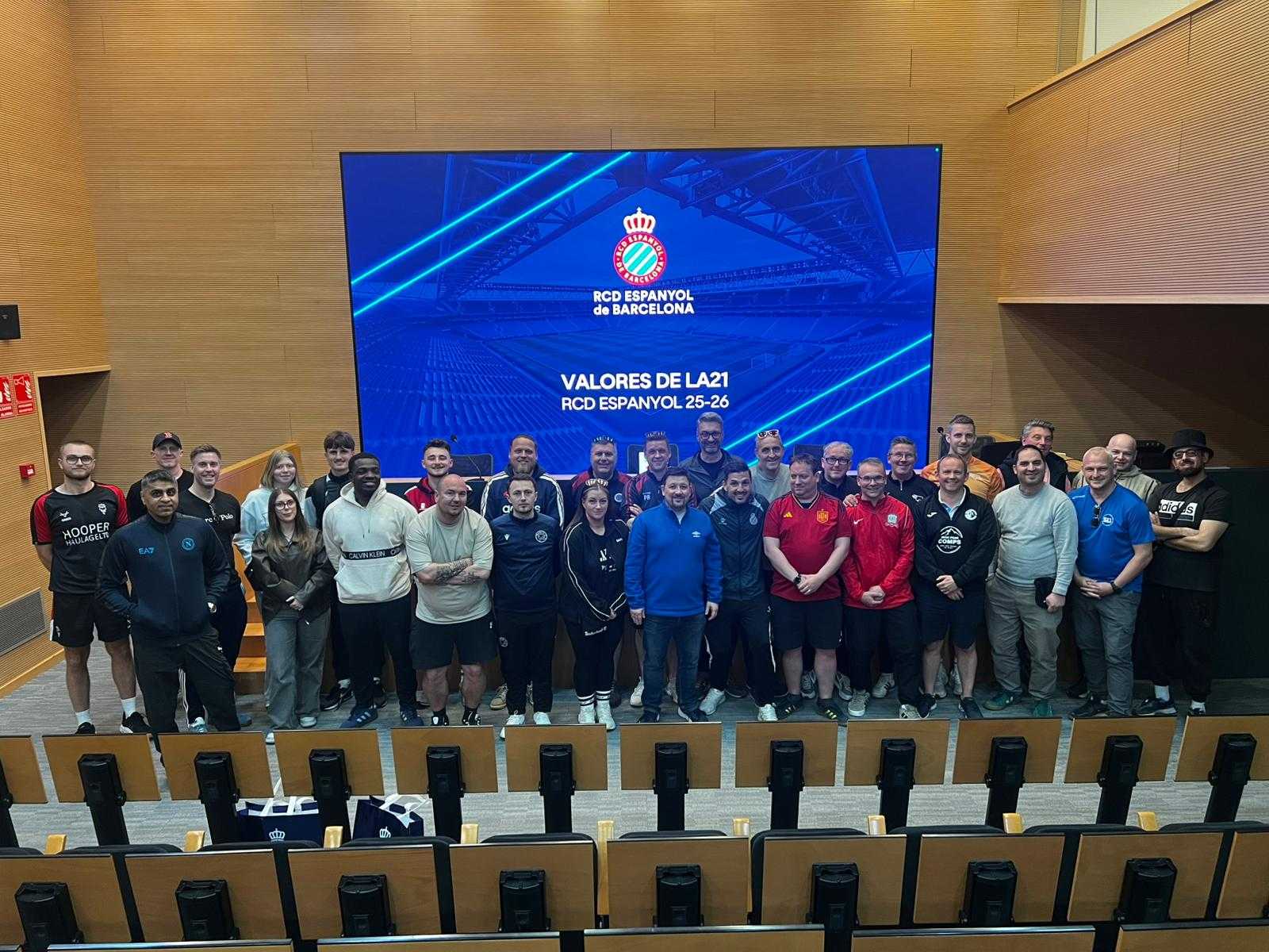 La Football Association es forma al RCD Espanyol per aprofundir en la metodologia LA21