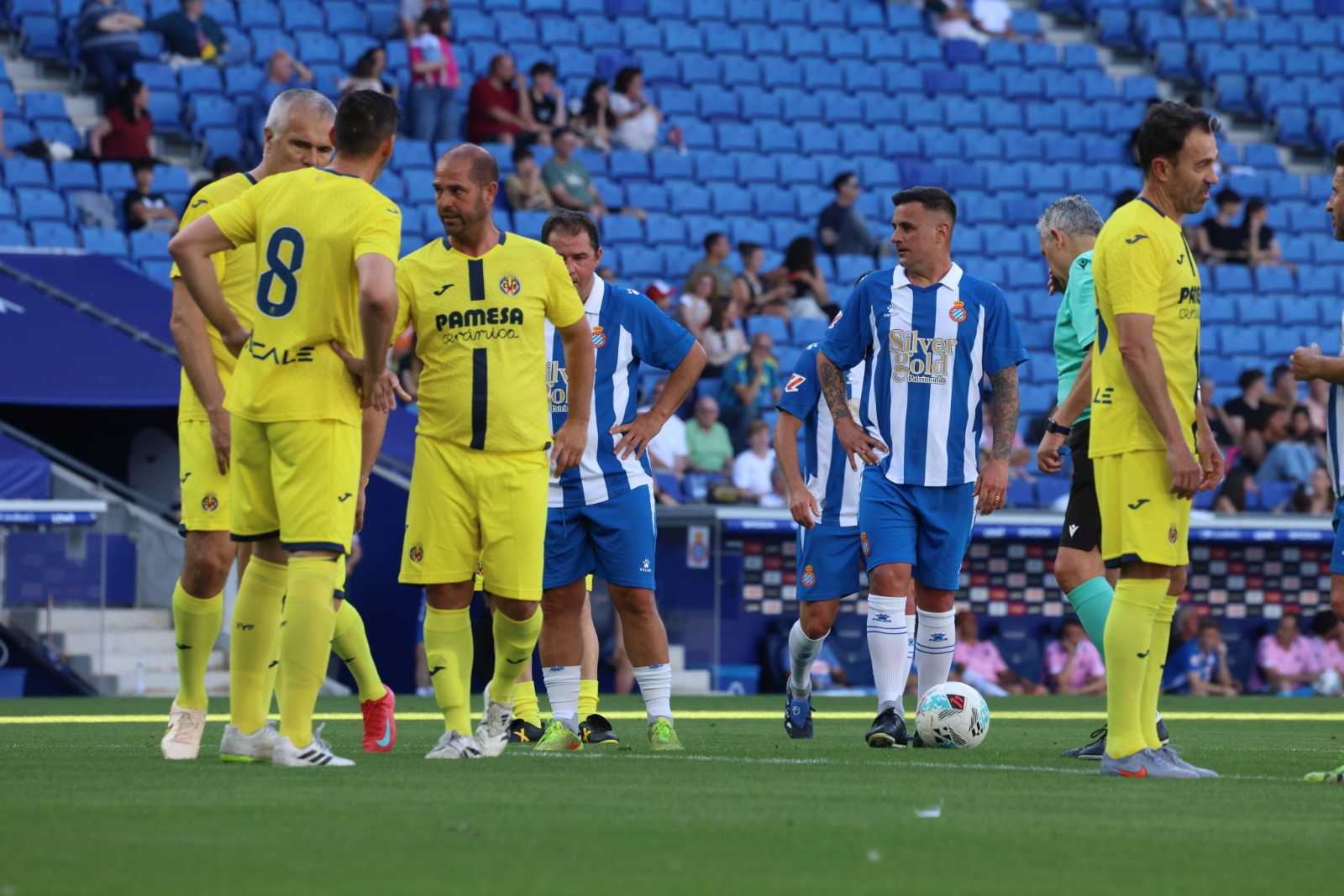 Tarde de fútbol para los Veterans RCDE y los veteranos del Villarreal CF