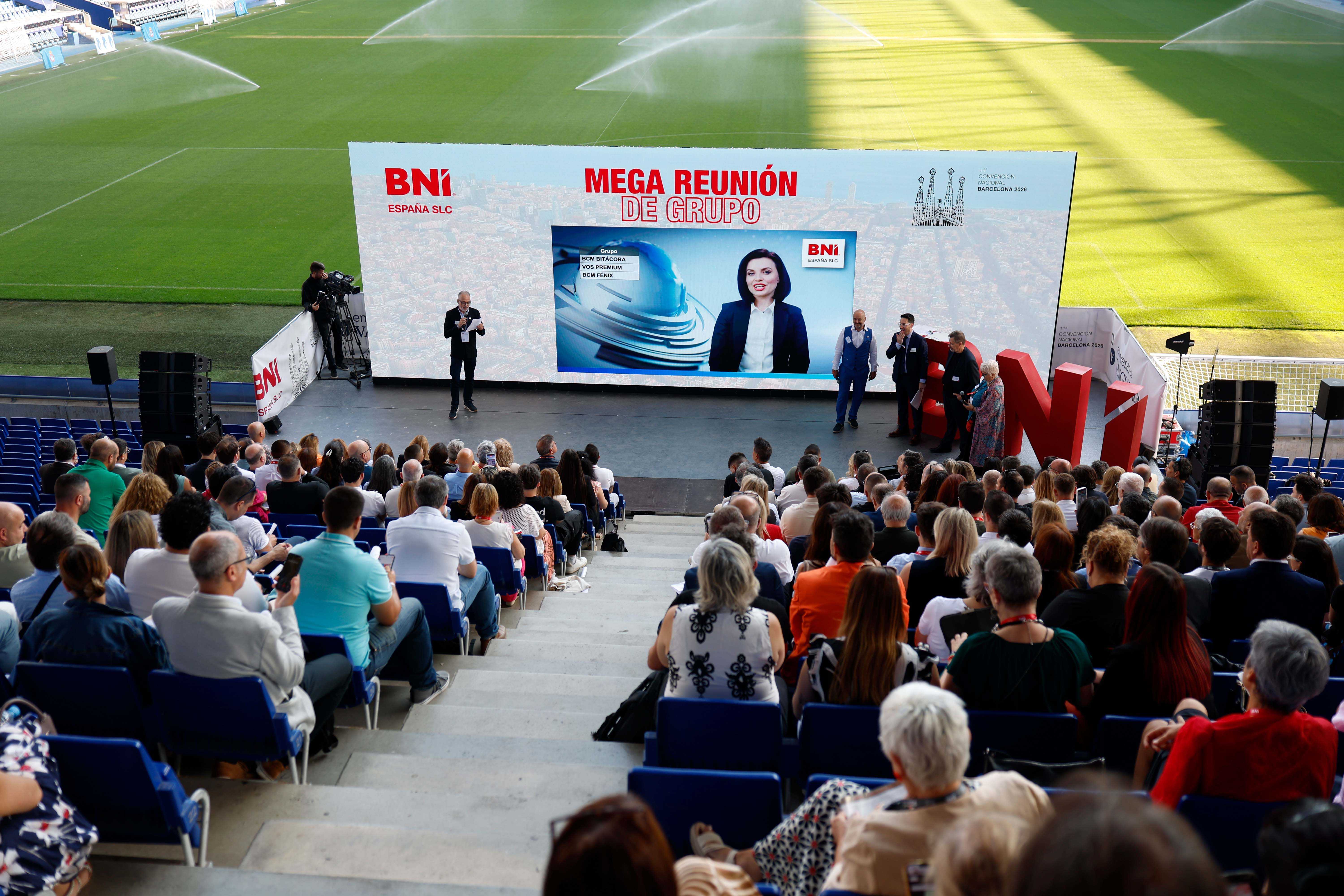 El RCDE Stadium reúne a más de 1.200 profesionales en la Convención Nacional de BNI