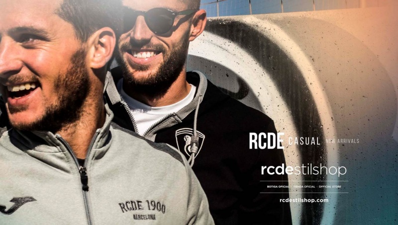 Los jugadores ya visten la ropa más casual de JOMA y el Espanyol