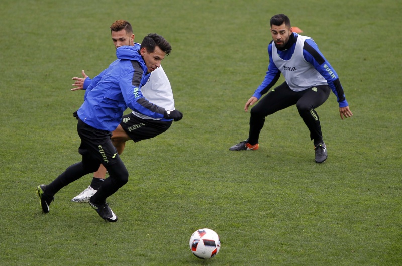 Hernán Pérez, con el grupo