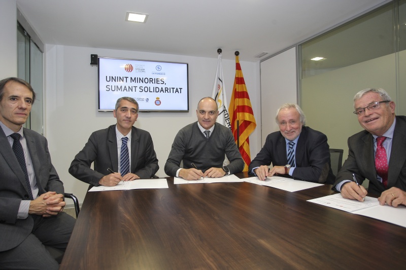 La FCF y el RCD Espanyol, unidos por los colectivos vulnerables y por las personas en riesgo de exclusión social