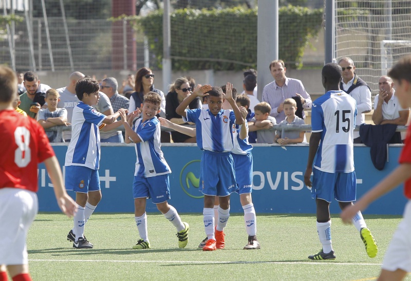 El Alevín A conquista el MIC