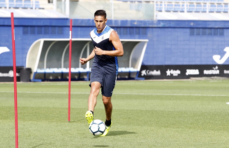 Óscar Duarte comença a entrenar amb el grup