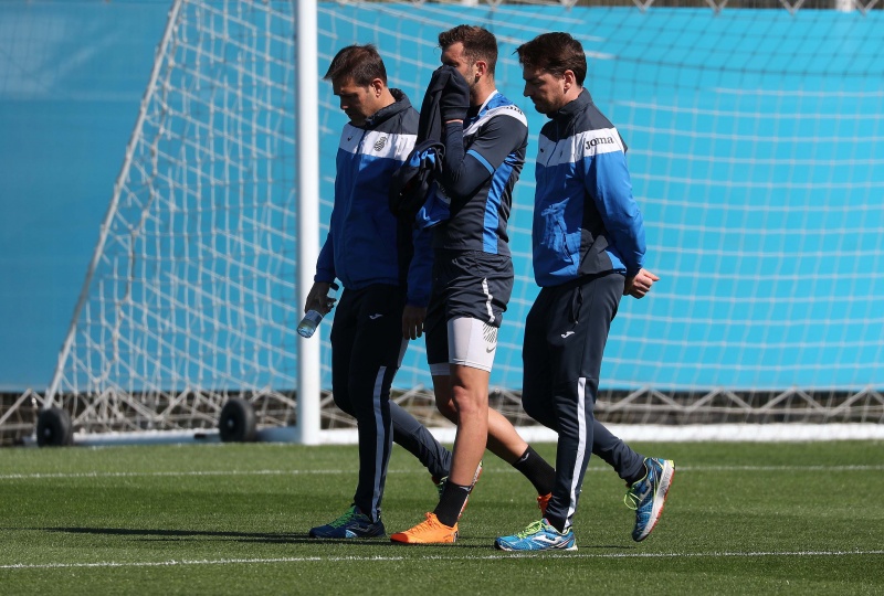 Baptistao se retira con molestias