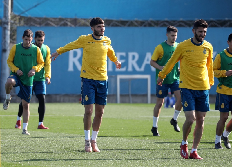 Entrenamiento en la CE Dani Jarque