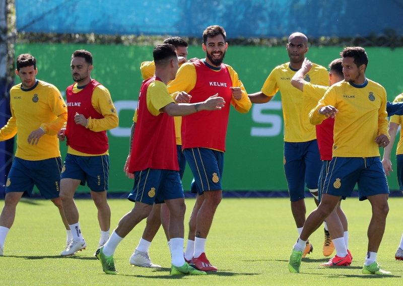 Entrenamiento en el RCDE Stadium